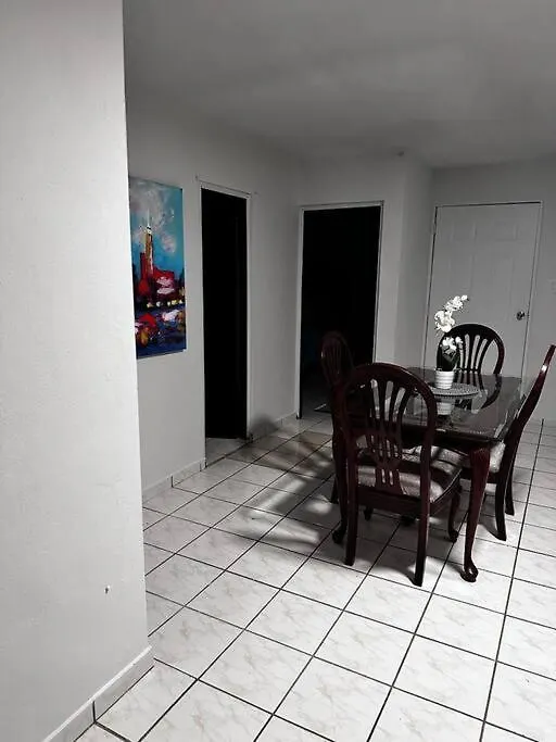 サンジョアンSecond Floor 2Br Apt In The Center Of Santurceアパートメント 0*, サンジョアン プエルトリコ