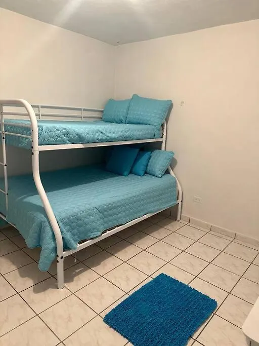 サンジョアンSecond Floor 2Br Apt In The Center Of Santurceアパートメント アパート サンジョアン